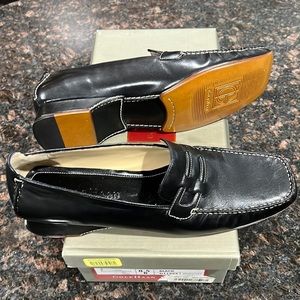 black leather loafers size 8 1/2 b